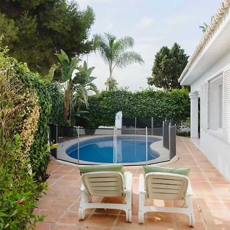 Duque Los Monteros Villa *
